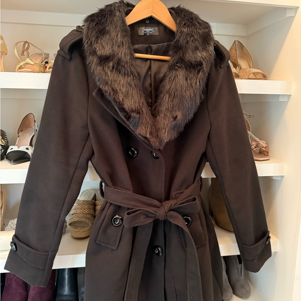 Elegant Brown Pea Coat with Faux Fur Collar